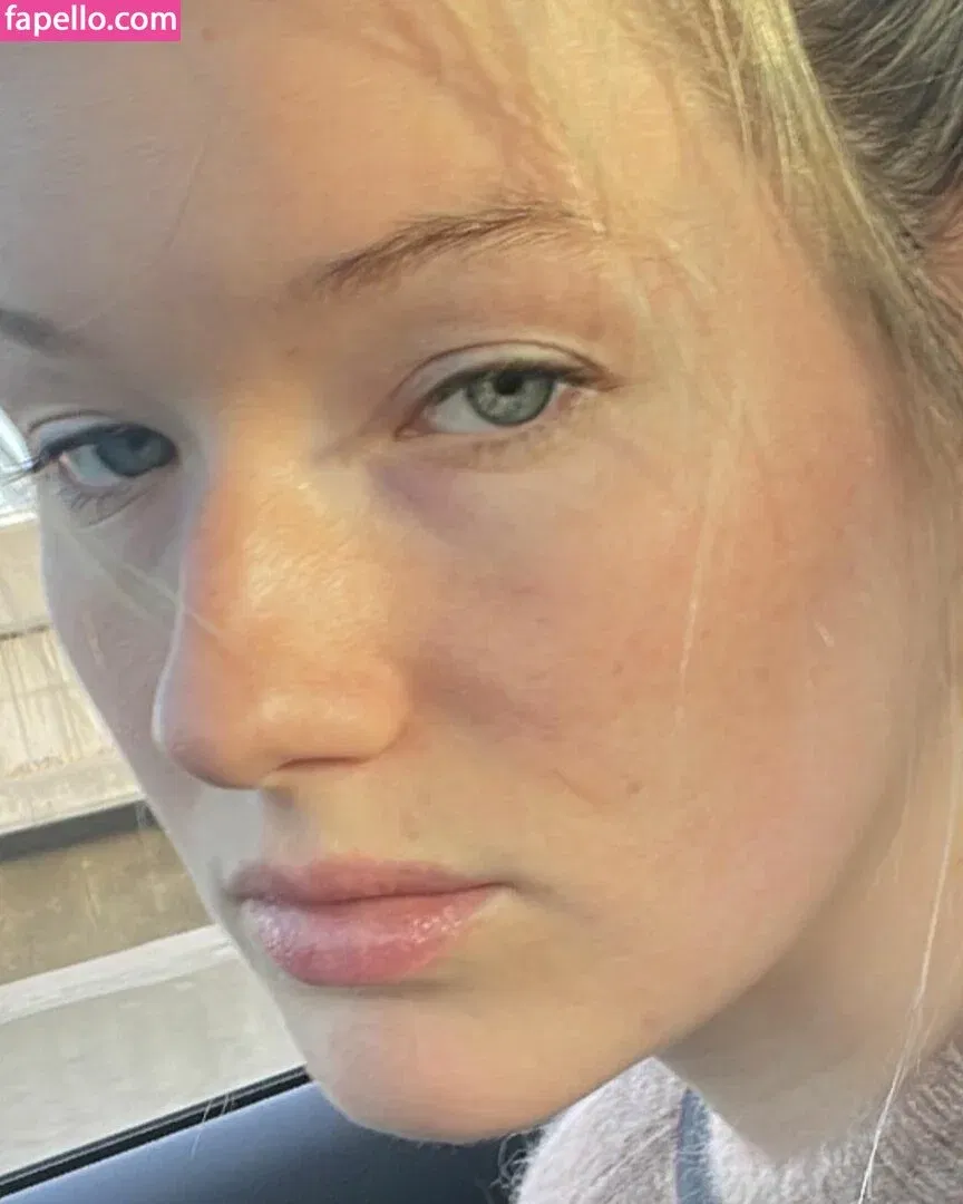 West Duchovny Onlyfans Photo Gallery 