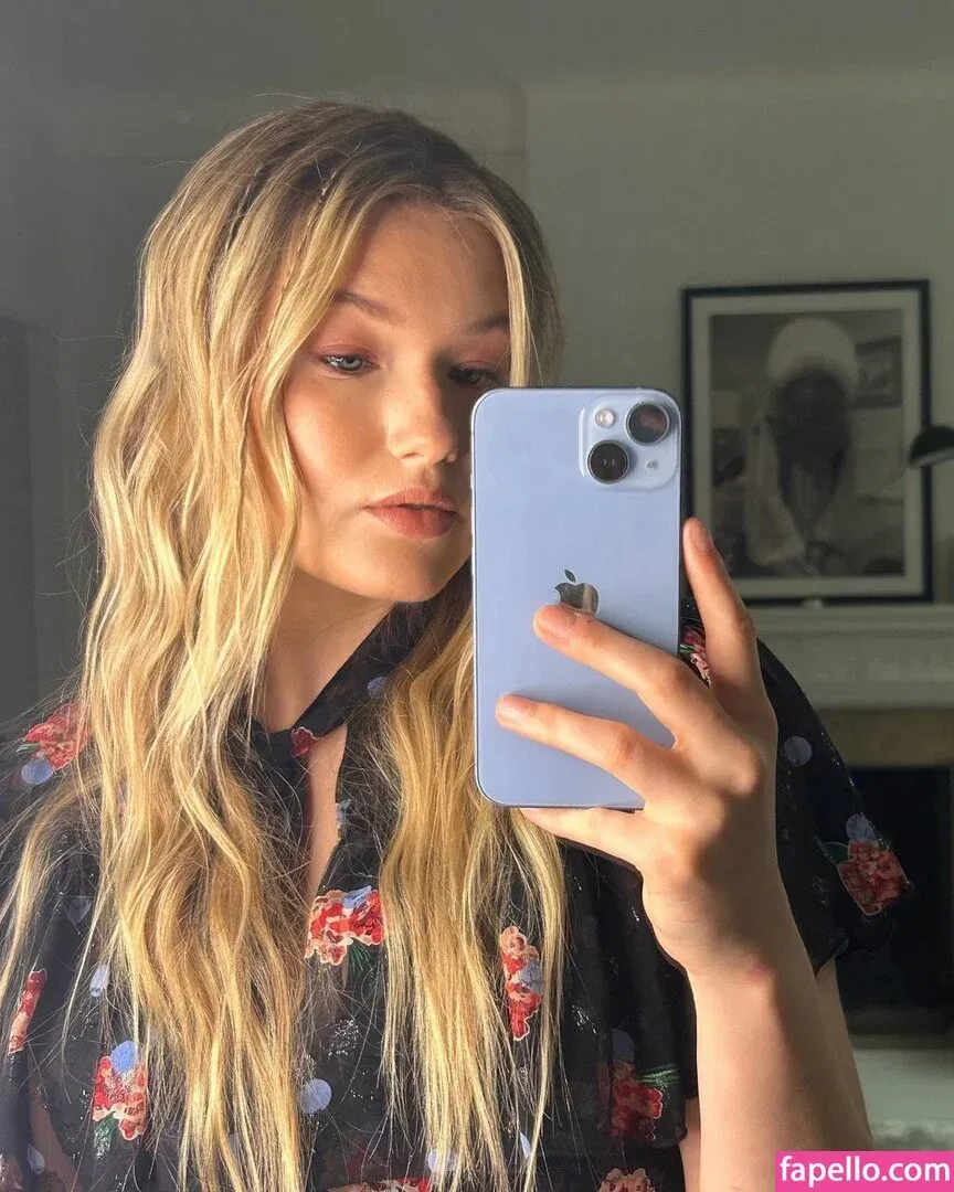 West Duchovny Onlyfans Photo Gallery 