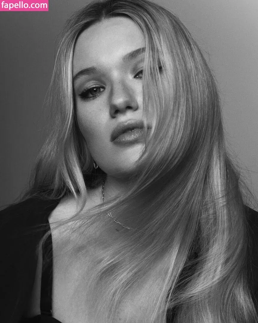 West Duchovny Onlyfans Photo Gallery 