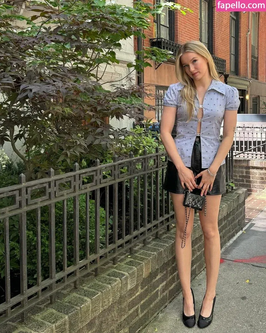 West Duchovny Onlyfans Photo Gallery 