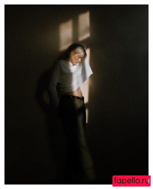 West Duchovny Nude Onlyfans Photo 32