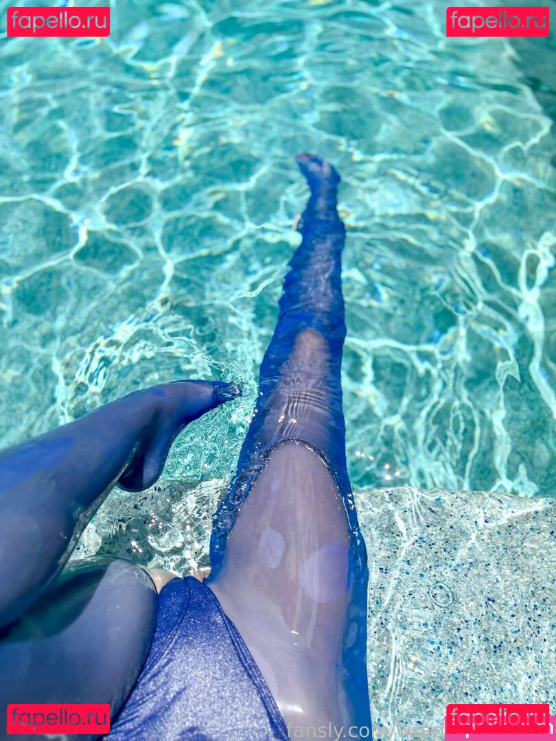 wrappedinnylon Onlyfans Photo Gallery 