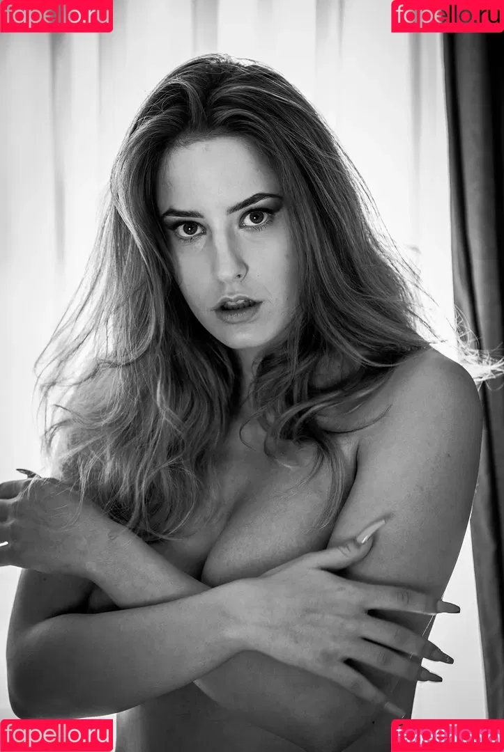 Mariella Onlyfans Photo Gallery 