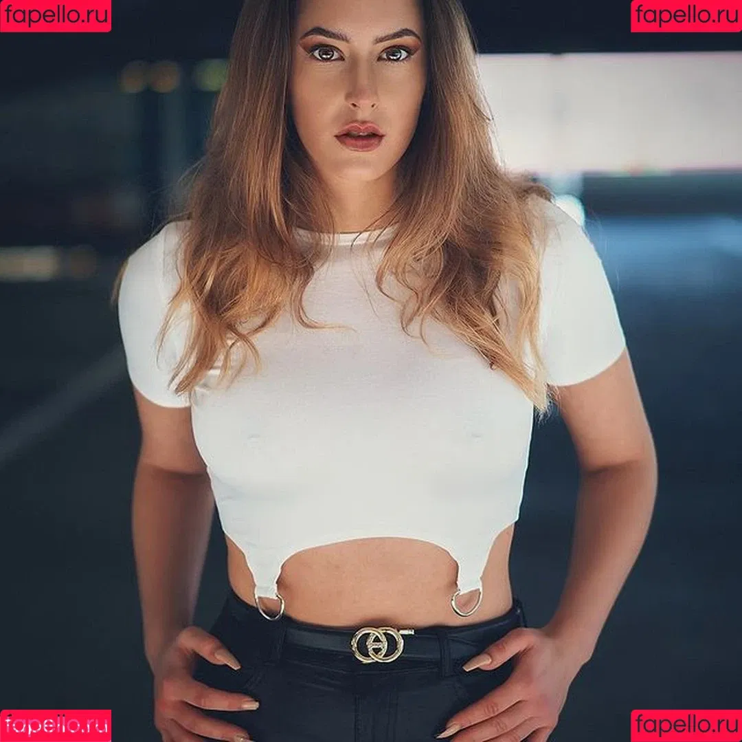 Mariella Onlyfans Photo Gallery 
