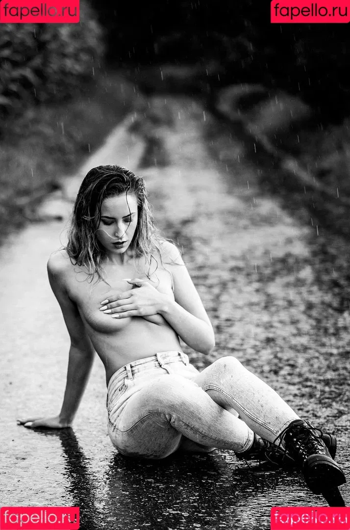 Mariella Onlyfans Photo Gallery 