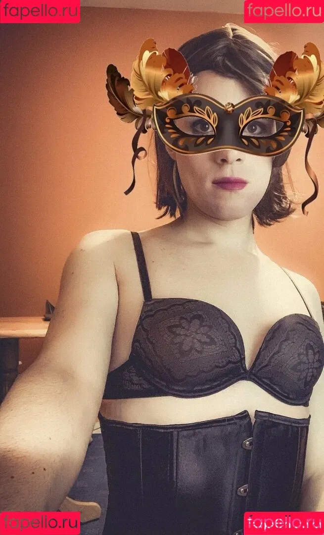 amicrossd Onlyfans Photo Gallery 