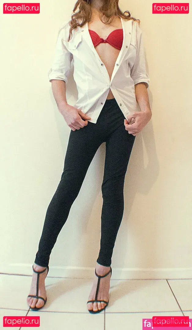 amicrossd Onlyfans Photo Gallery 