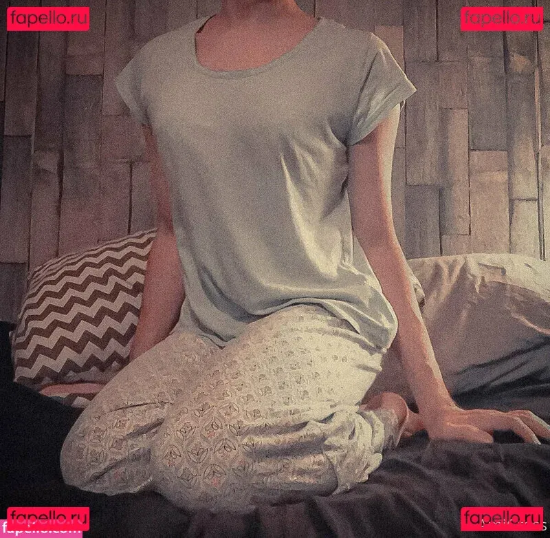 amicrossd Onlyfans Photo Gallery 