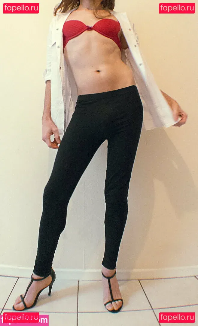 amicrossd Onlyfans Photo Gallery 