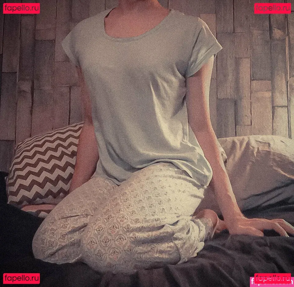 amicrossd Onlyfans Photo Gallery 