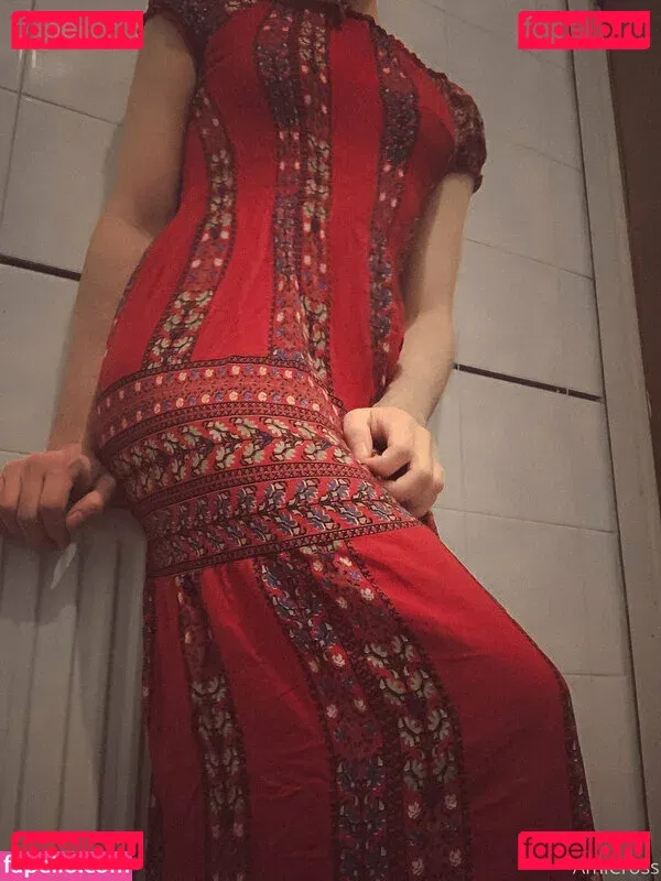 amicrossd Onlyfans Photo Gallery 