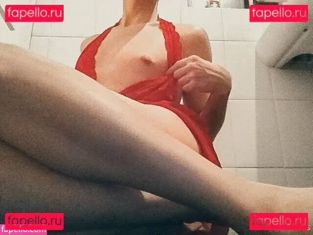 amicrossd Onlyfans Photo Gallery 