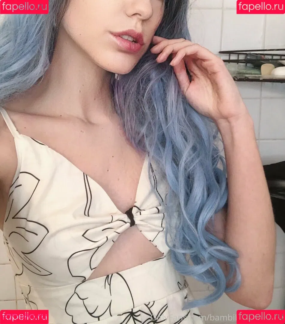 bambibluehairfree Onlyfans Photo Gallery 