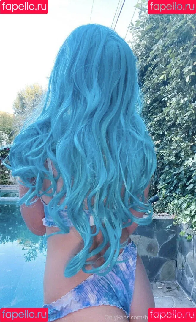 bambibluehairfree Onlyfans Photo Gallery 