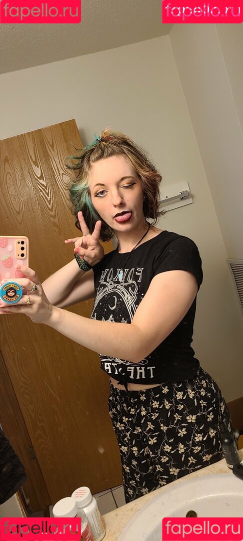 sloppysloth Onlyfans Photo Gallery 