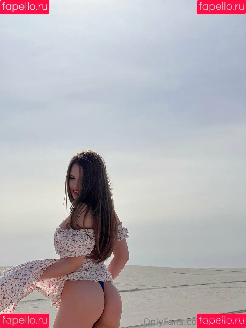Beautiful_alinna Onlyfans Photo Gallery 