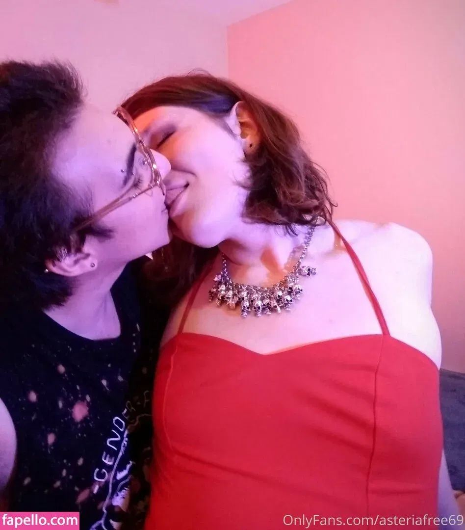 asteriafree69 Onlyfans Photo Gallery 