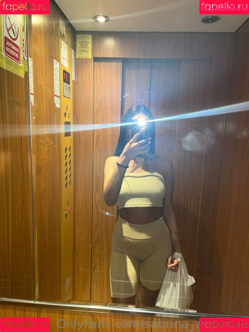 sabrina_wet_hole Onlyfans Photo Gallery 