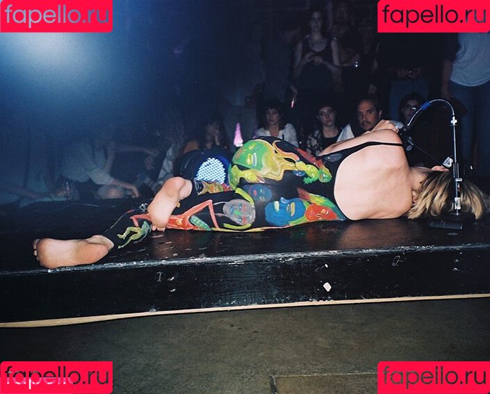 Jena Malone Onlyfans Photo Gallery 