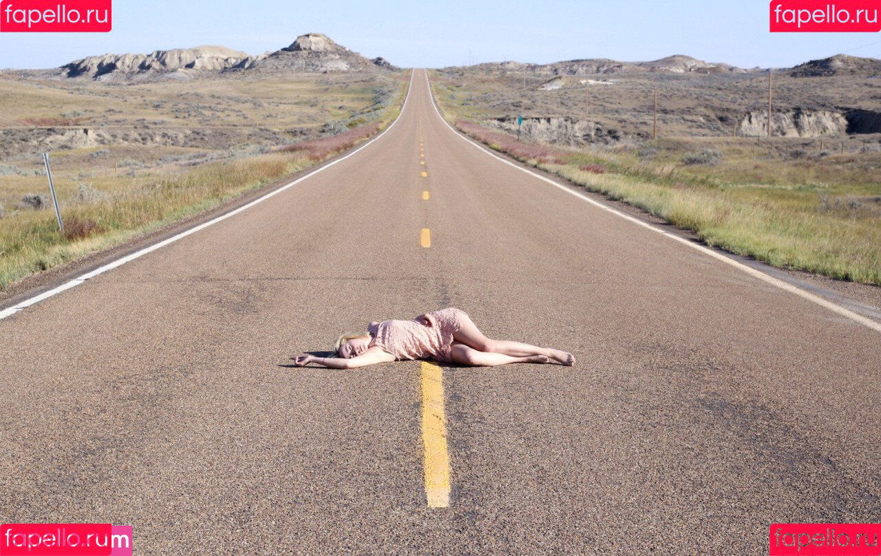 Jena Malone Onlyfans Photo Gallery 