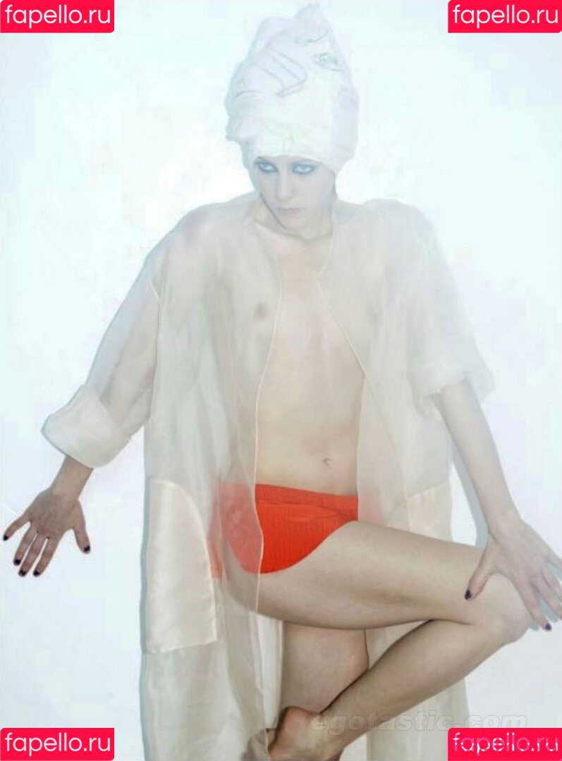 Jena Malone Onlyfans Photo Gallery 