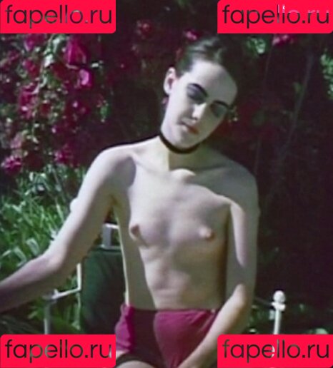 Jena Malone Onlyfans Photo Gallery 