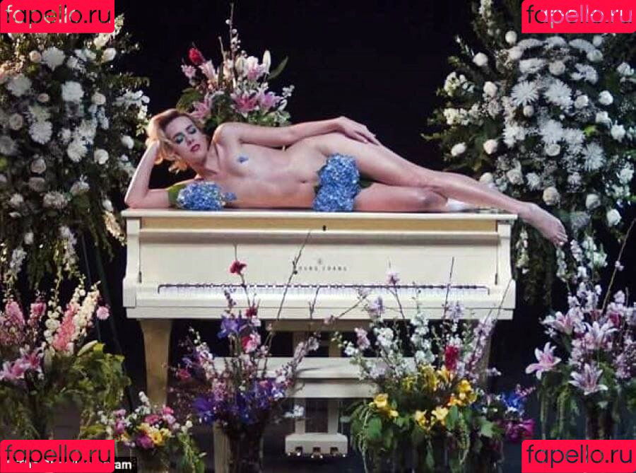 Jena Malone Onlyfans Photo Gallery 