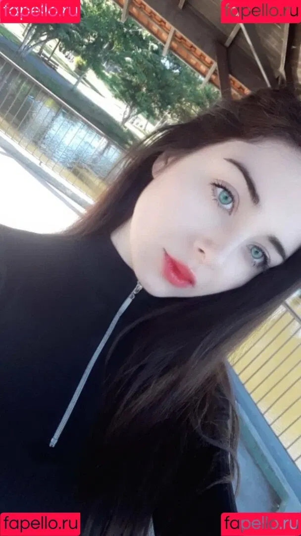 Aanarih Onlyfans Photo Gallery 