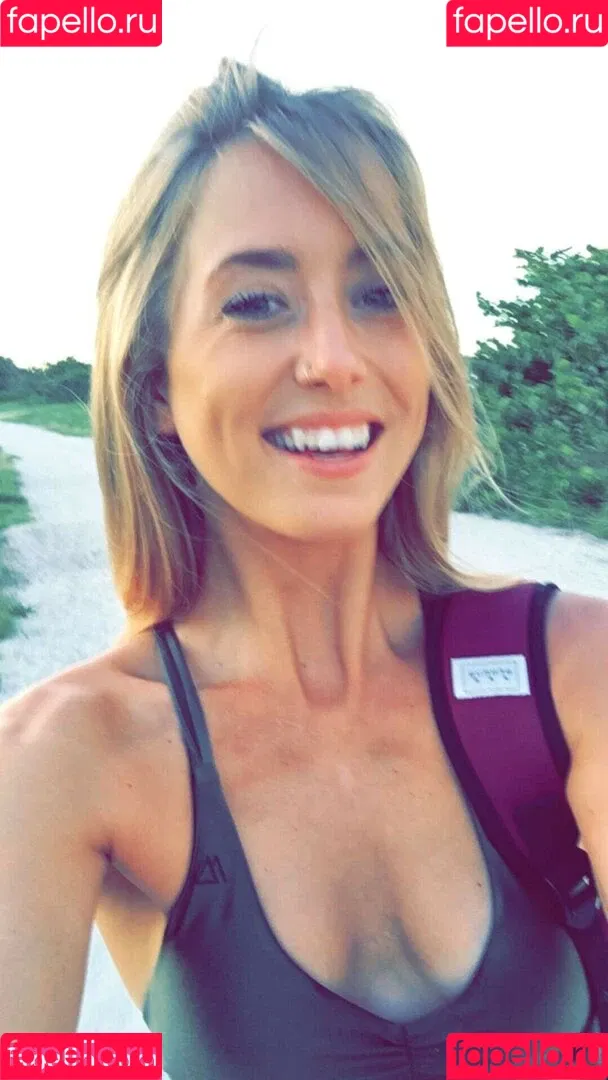 Allie Wes ~ Onlyfans Photo Gallery 