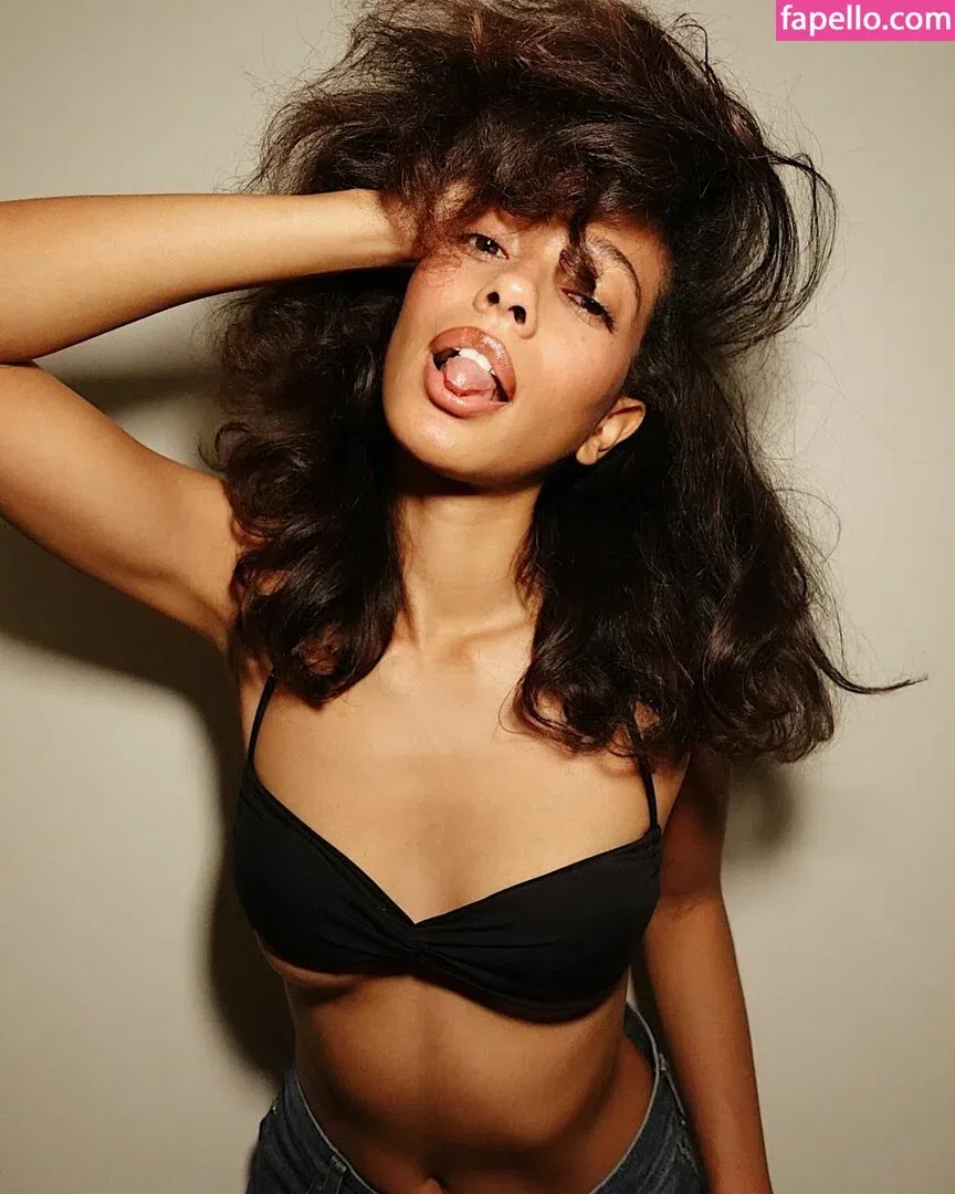 Haianny Pereira-Carvalho Onlyfans Photo Gallery 