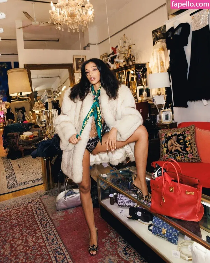 Haianny Pereira-Carvalho Onlyfans Photo Gallery 