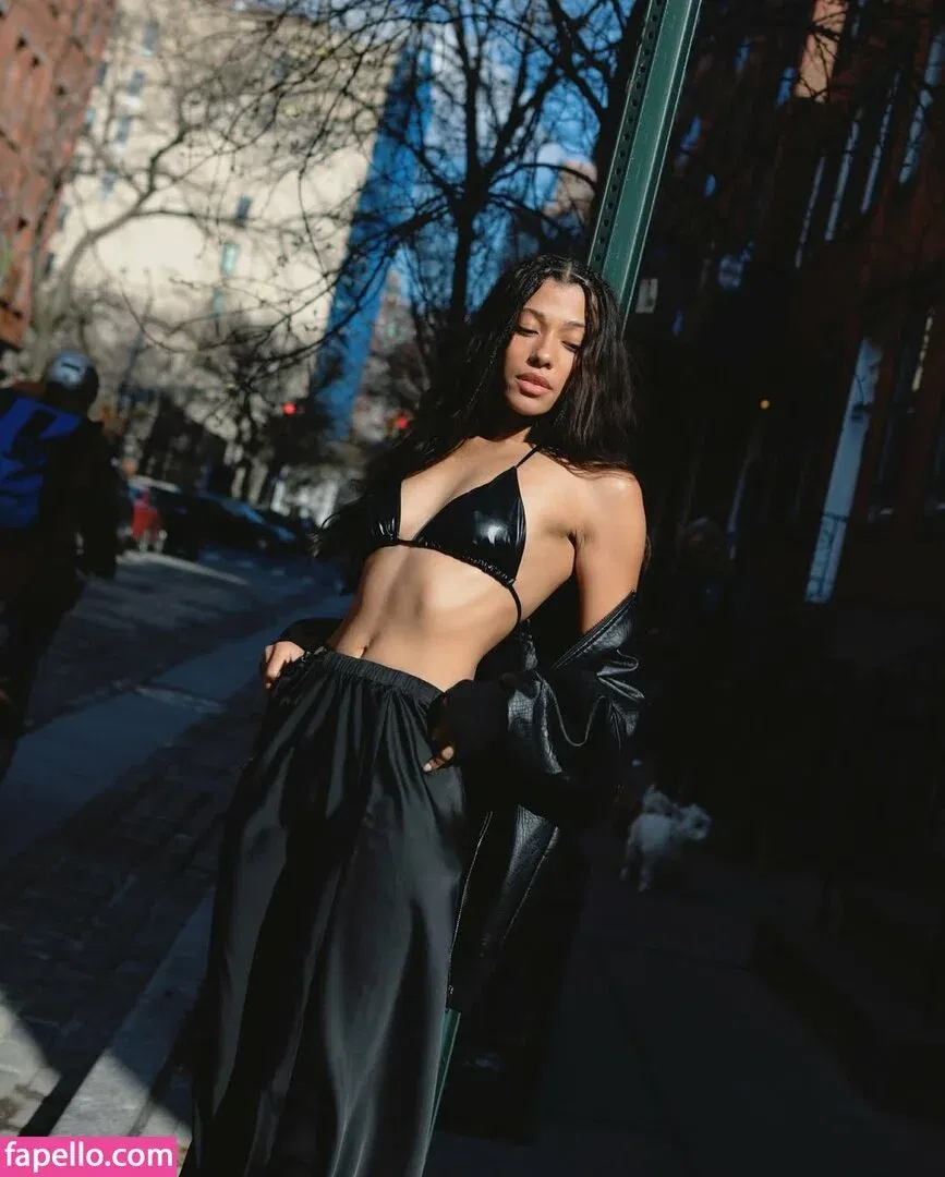 Haianny Pereira-Carvalho Onlyfans Photo Gallery 