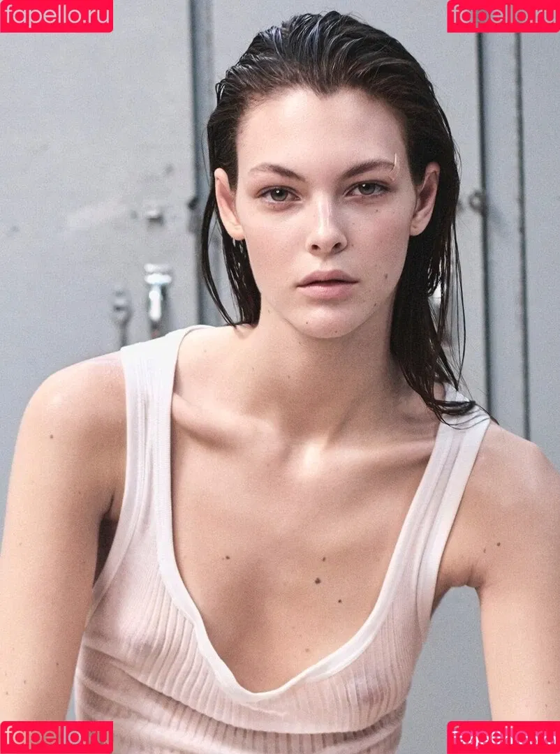 Vittoria Ceretti Onlyfans Photo Gallery 