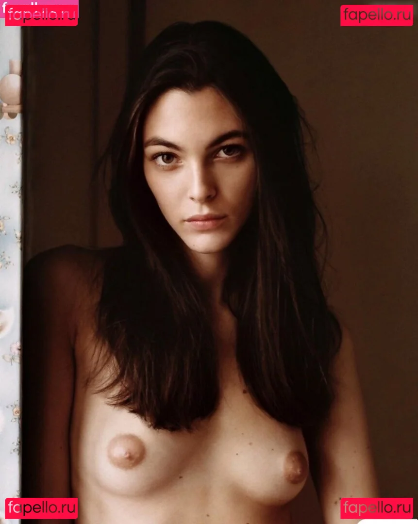 Vittoria Ceretti Onlyfans Photo Gallery 