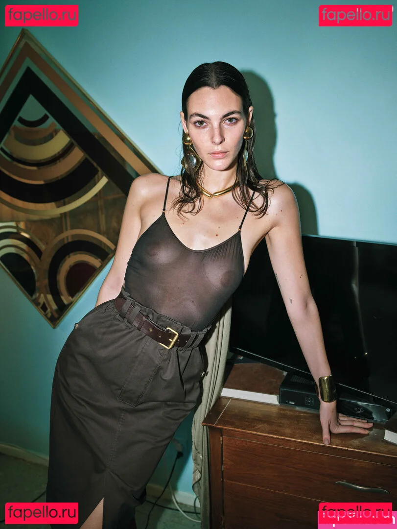 Vittoria Ceretti Onlyfans Photo Gallery 