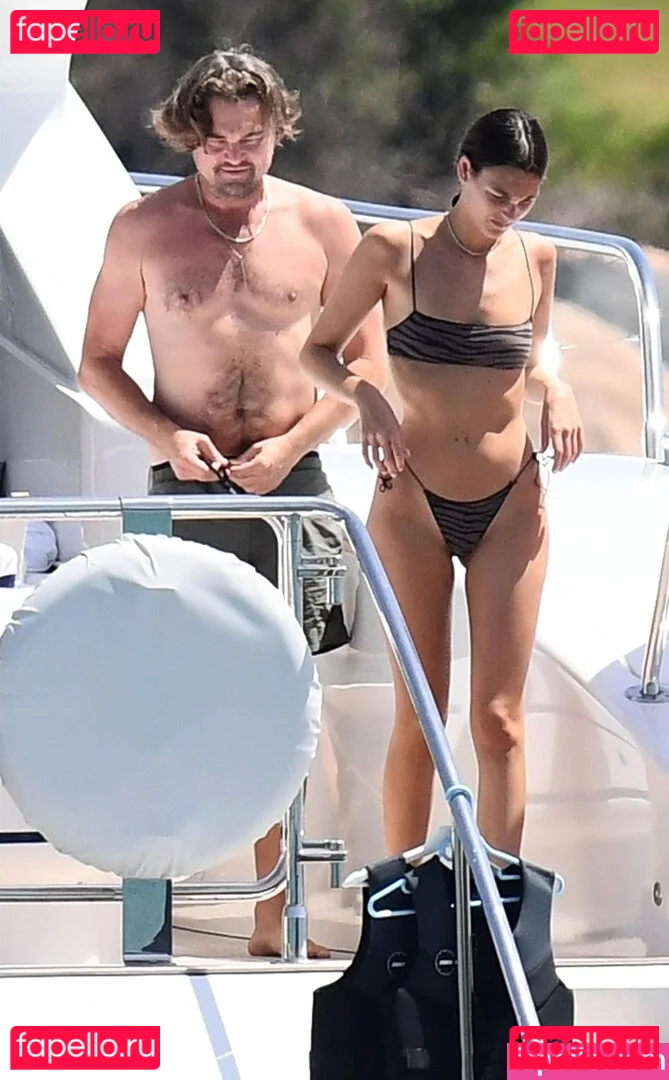 Vittoria Ceretti Onlyfans Photo Gallery 