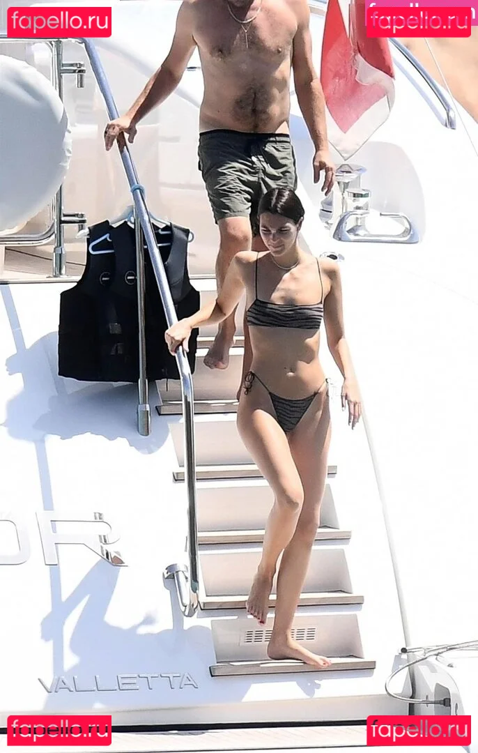 Vittoria Ceretti Onlyfans Photo Gallery 