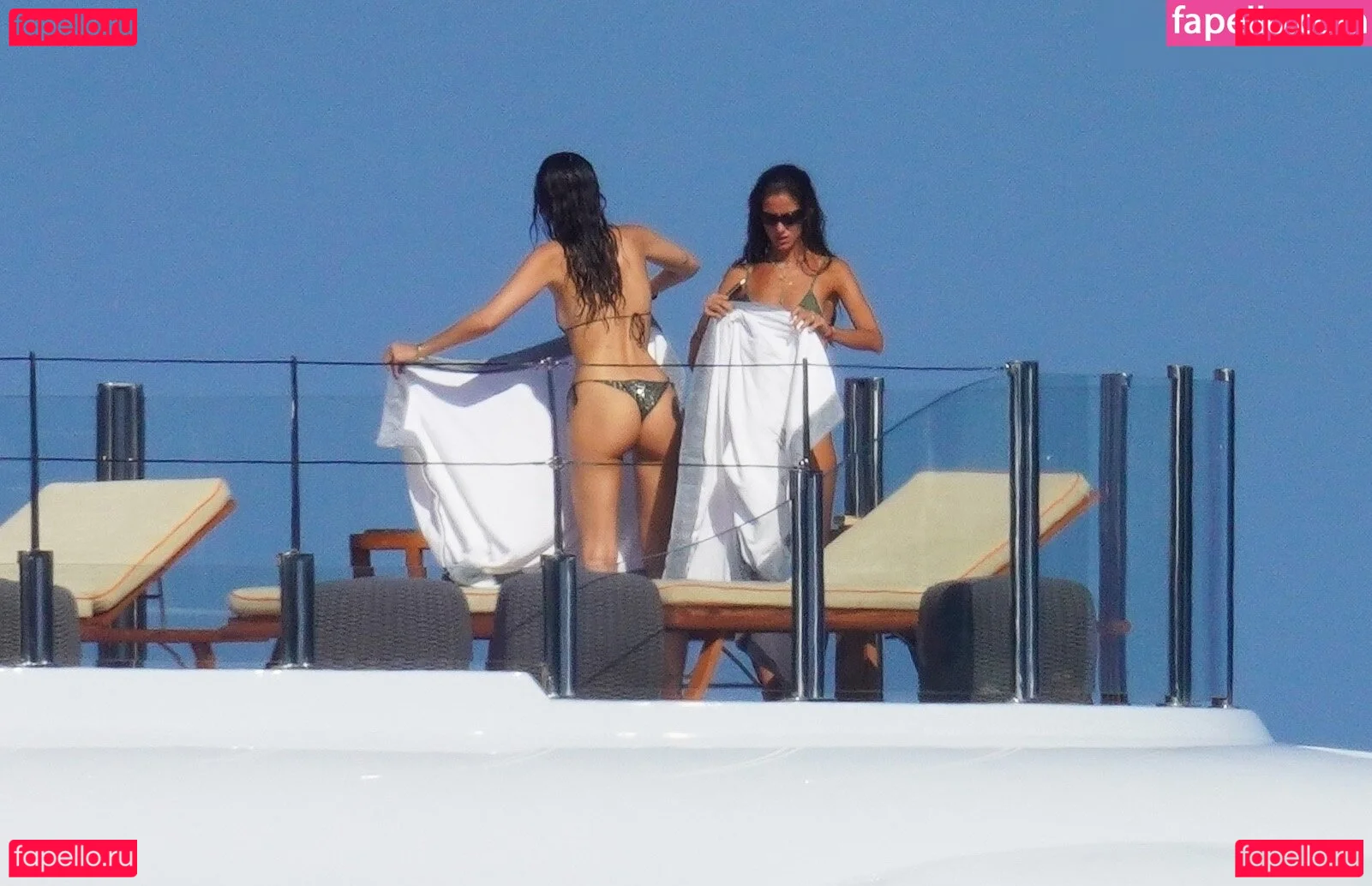 Vittoria Ceretti Onlyfans Photo Gallery 