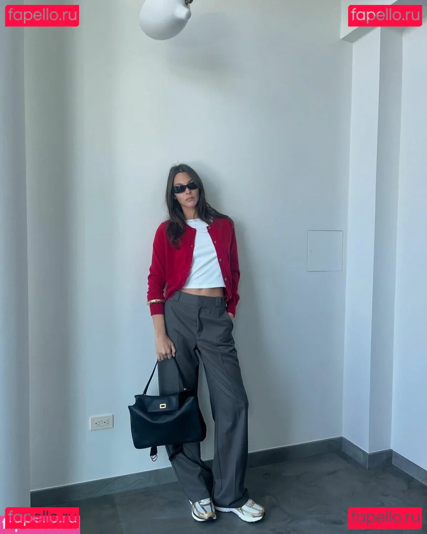 Vittoria Ceretti Onlyfans Photo Gallery 