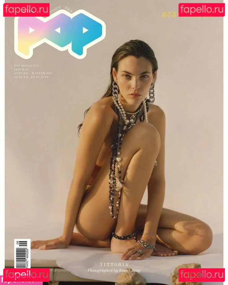 Vittoria Ceretti Onlyfans Photo Gallery 