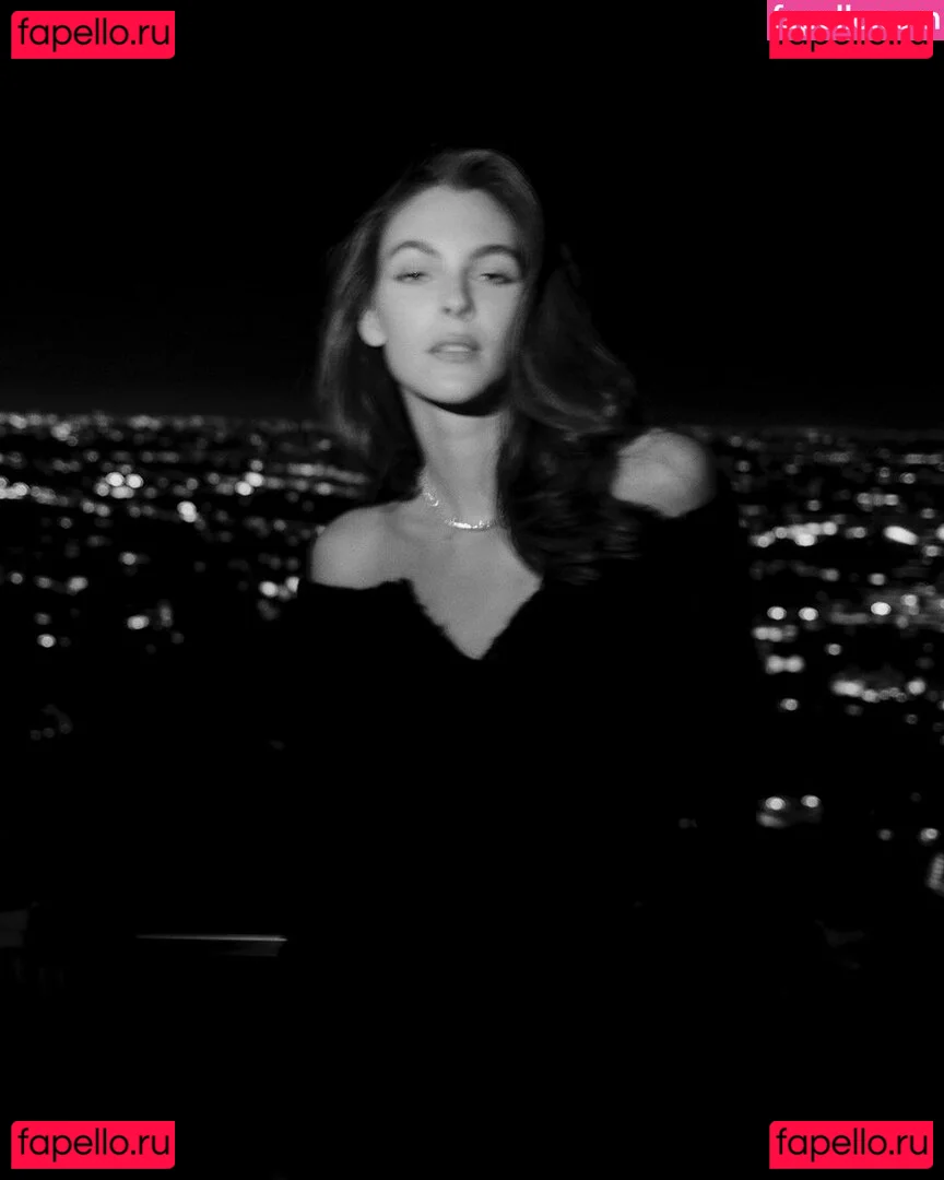 Vittoria Ceretti Onlyfans Photo Gallery 