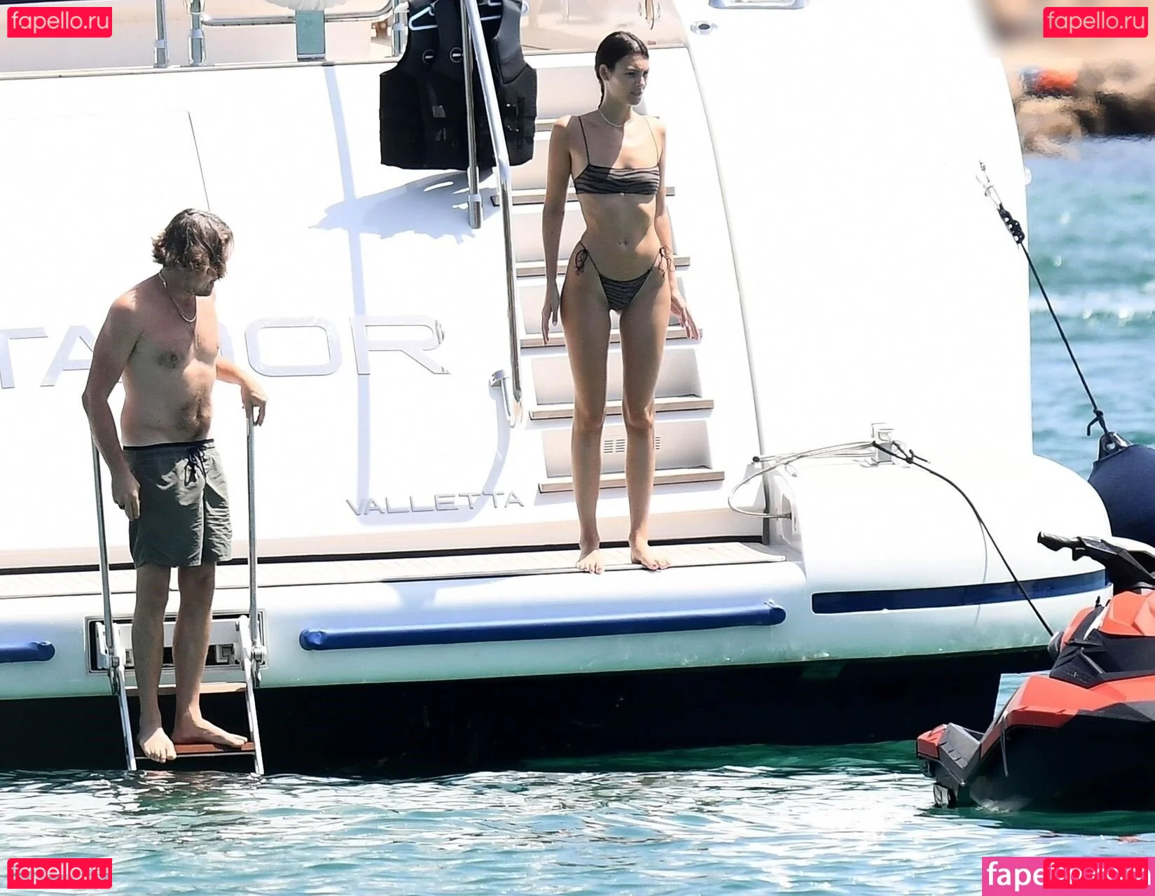 Vittoria Ceretti Onlyfans Photo Gallery 