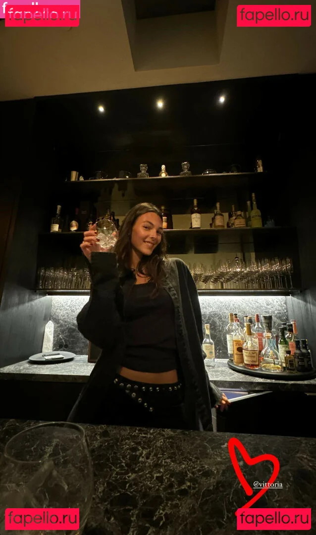 Vittoria Ceretti Onlyfans Photo Gallery 