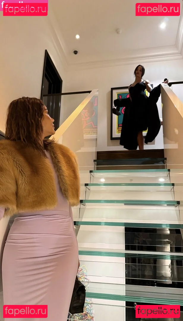 Vittoria Ceretti Onlyfans Photo Gallery 