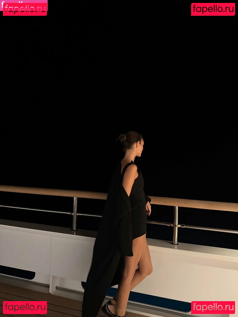 Vittoria Ceretti Onlyfans Photo Gallery 