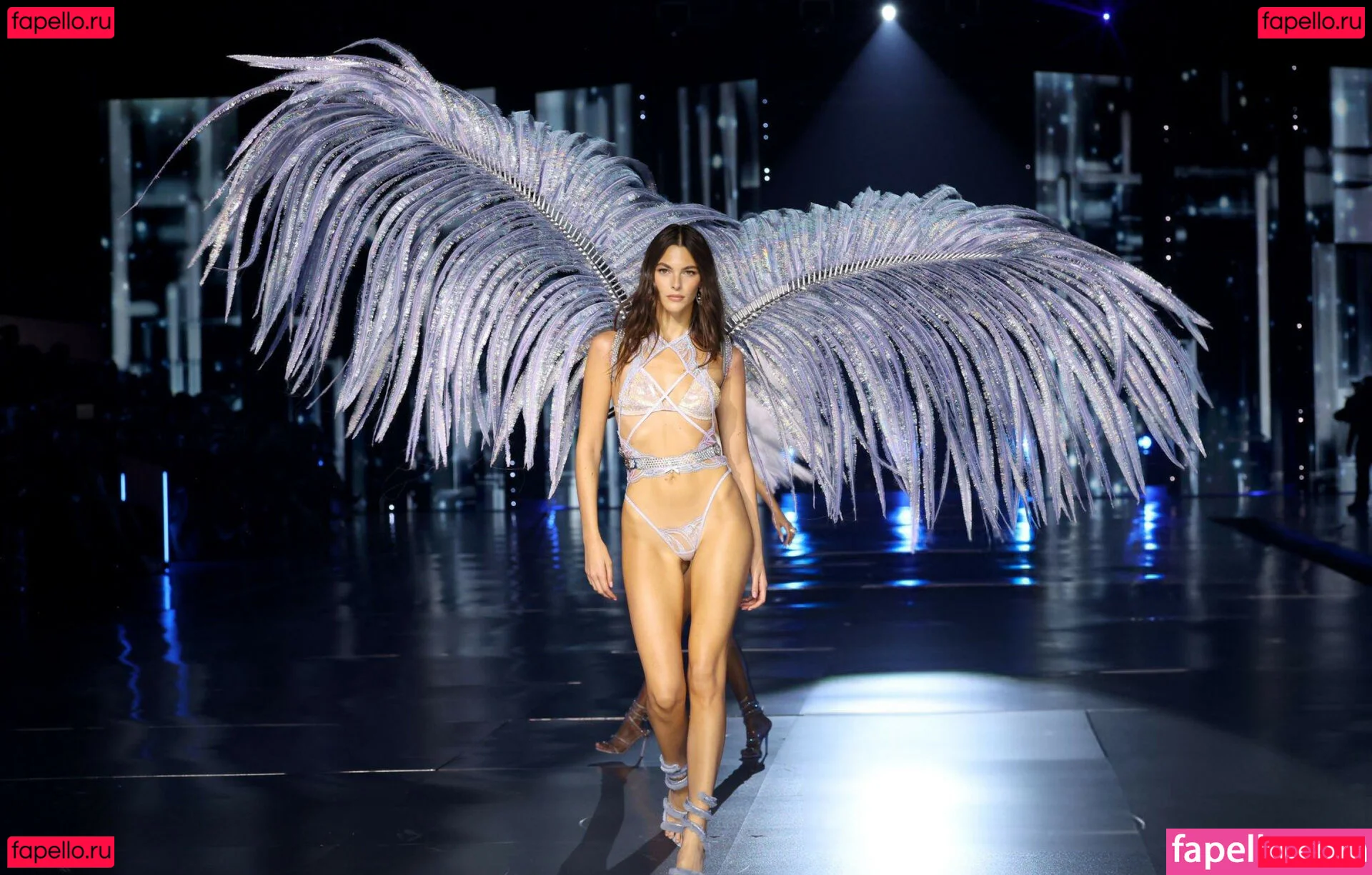 Vittoria Ceretti Onlyfans Photo Gallery 