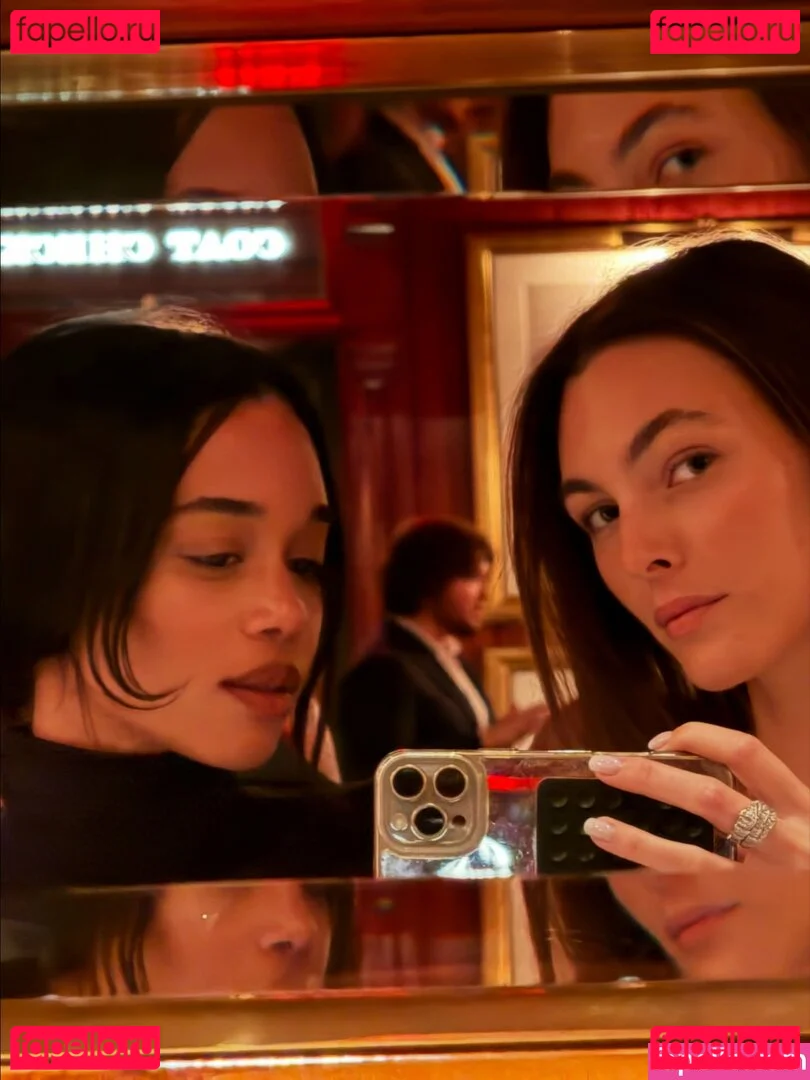 Vittoria Ceretti Onlyfans Photo Gallery 