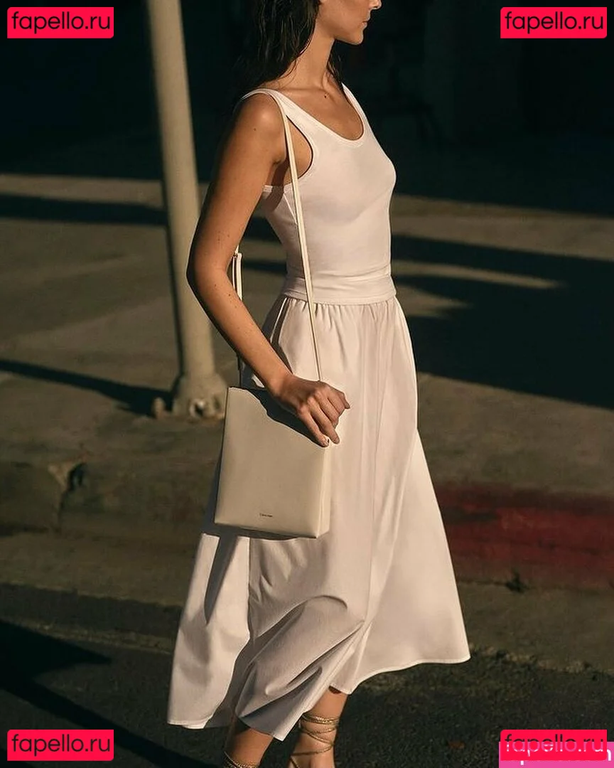 Vittoria Ceretti Onlyfans Photo Gallery 