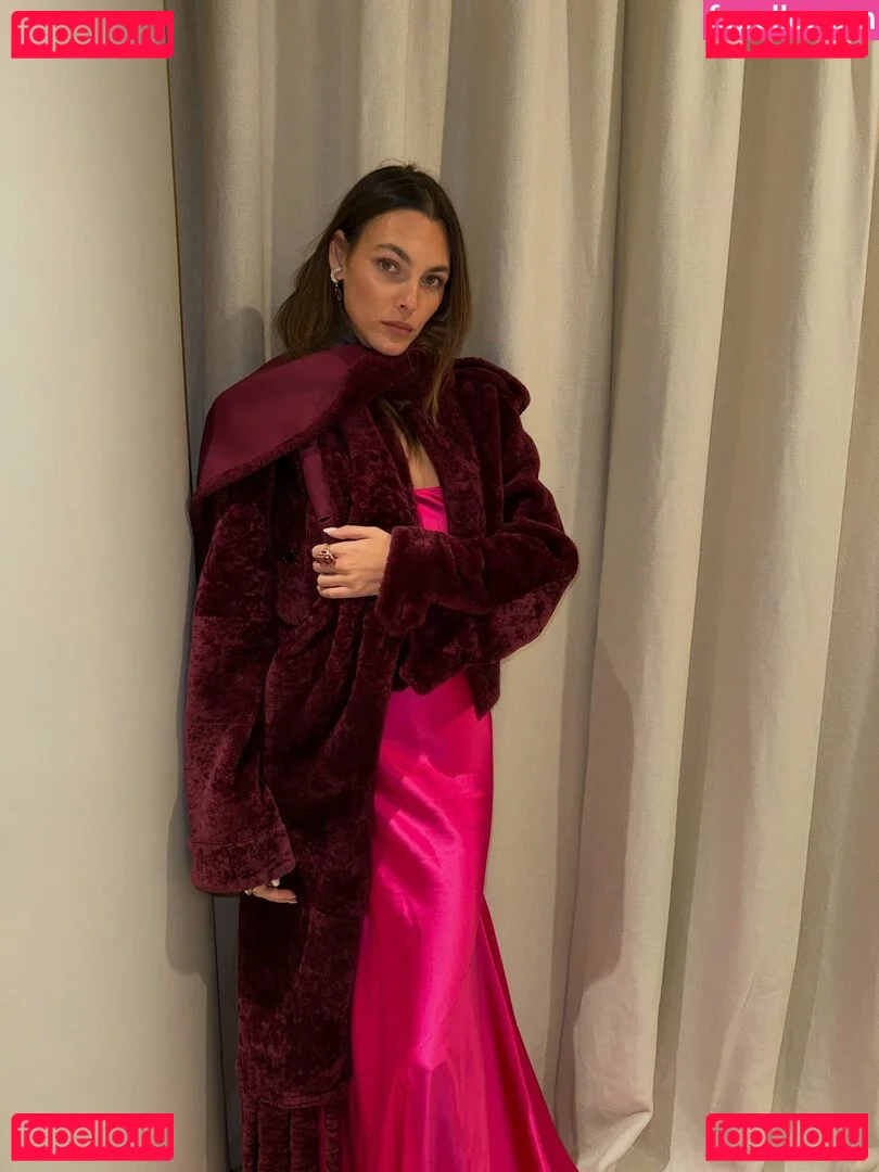 Vittoria Ceretti Onlyfans Photo Gallery 