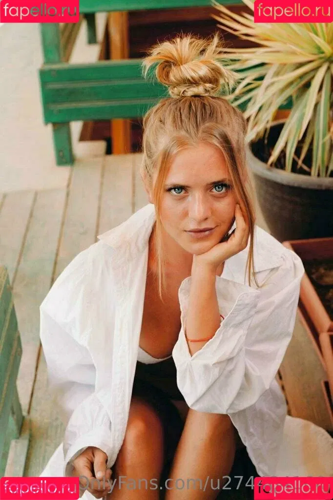 evelynilyina Onlyfans Photo Gallery 